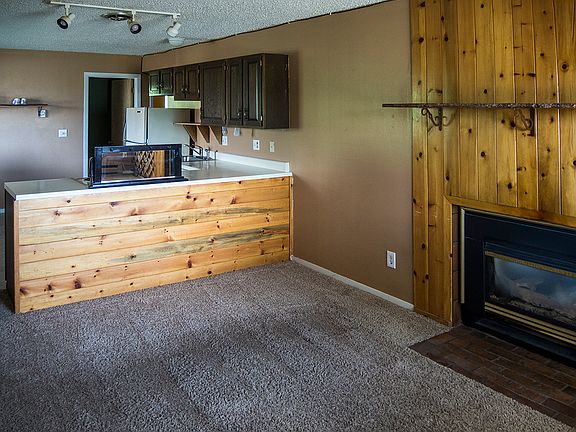 3rd image of 3170 Columbine Dr Unit 12