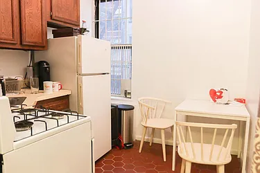 Rented by Ethan Blinder, LREB