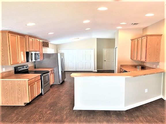 5th image of 2383 Creekfront Dr