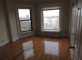 40 Bay State Rd, Boston, MA 02215