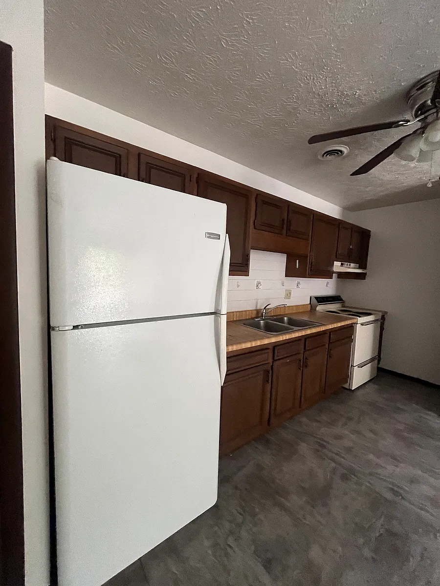 Building Photo - 88 Palomino Dr #8