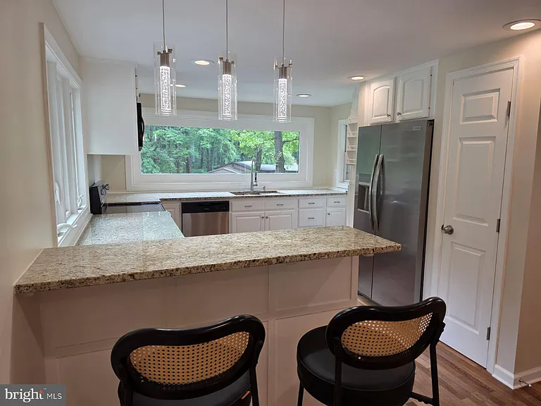 2203 Forestside Dr — Photo 2