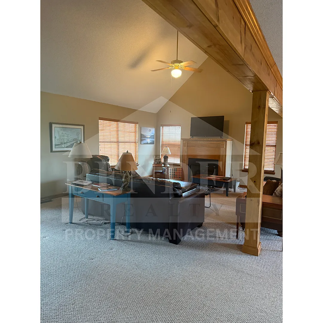 Building Photo - 178-A/B McClary Dr