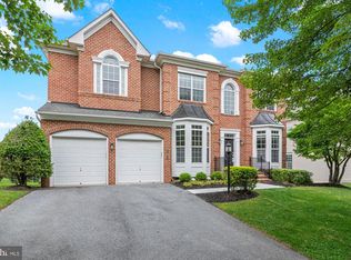 2510 Stone Cliff Dr, Baltimore, MD 21209