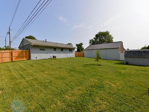 5th image of 5001 Owen St