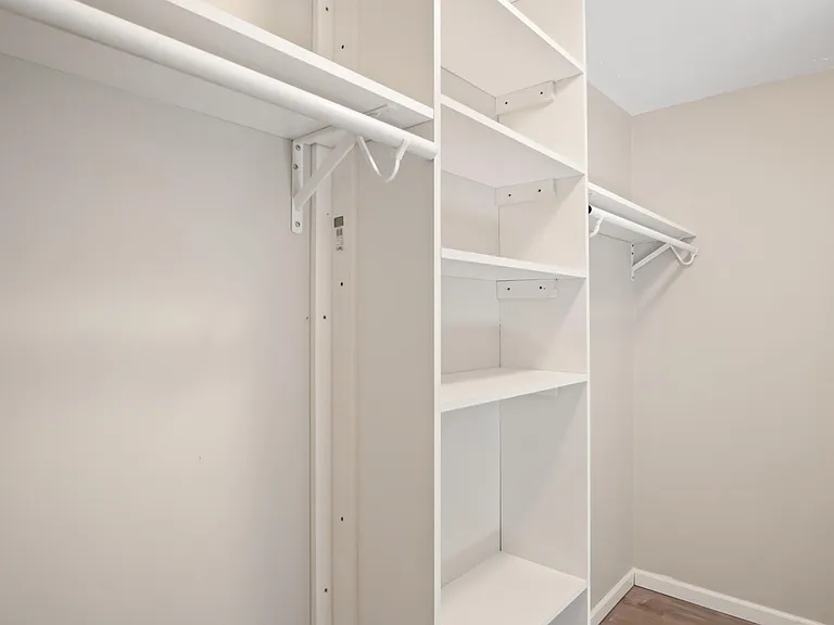 7925 Westland Dr — Photo 12