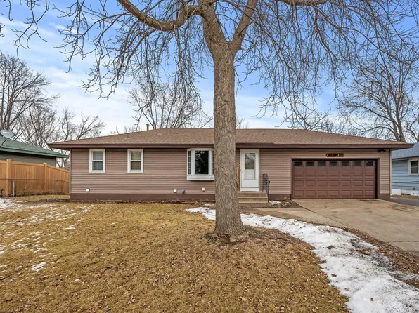 10709 Quincy Blvd NE, Blaine, MN 55434