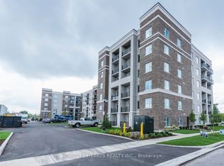 610 Farmstead Dr #123, Milton, ON L9T 8X5