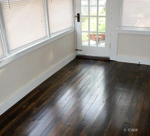 290B Mill St — Photo 2