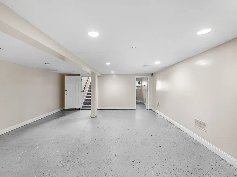 121 Homestead St #1 — Photo 13