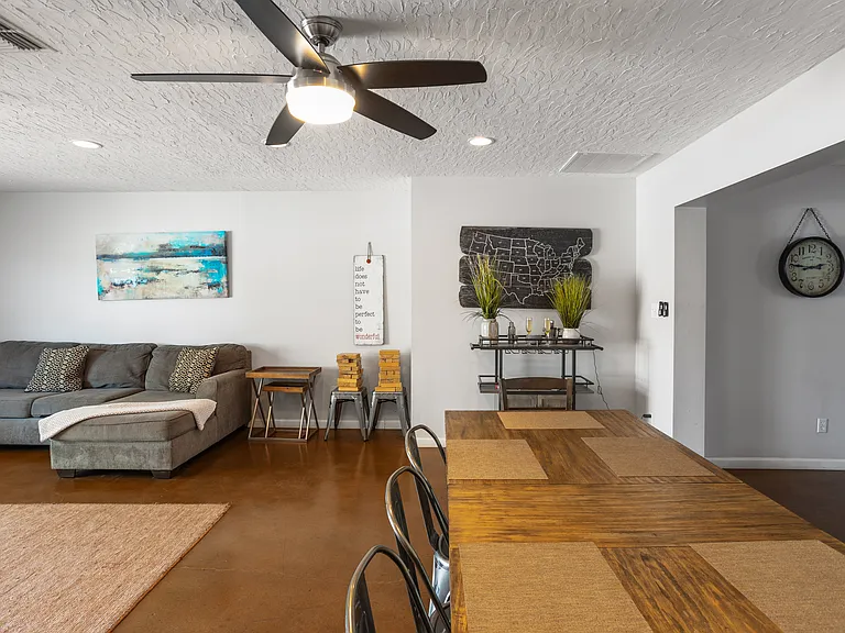 7702 E Verde Ln — Photo 37
