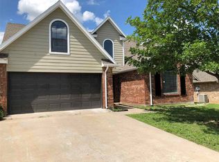 8105 SW Boatsman Ave, Lawton, OK 73505