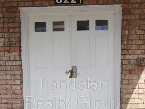 3rd image of 3221 Kemmons Dr Unit 6
