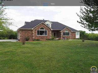 5521 SE 61st St, Berryton, KS 66409