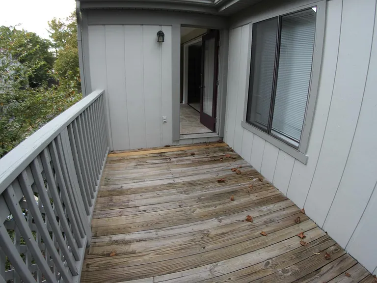 2218 Hunters Run Dr — Photo 20