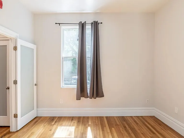 89 Cedar St #2A — Photo 11