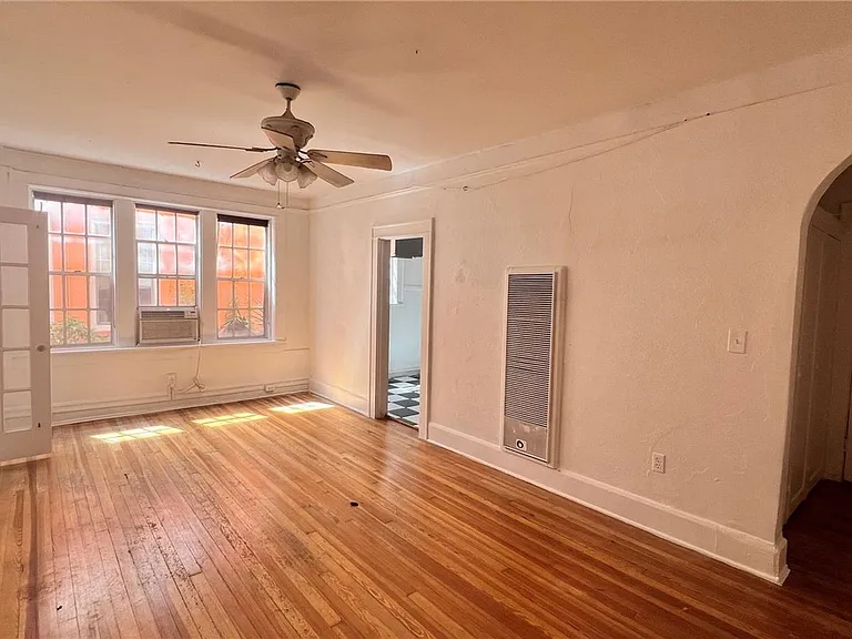118 Indian Pl — Photo 18