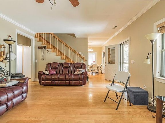 2nd image of 13469 Dogwood Dr