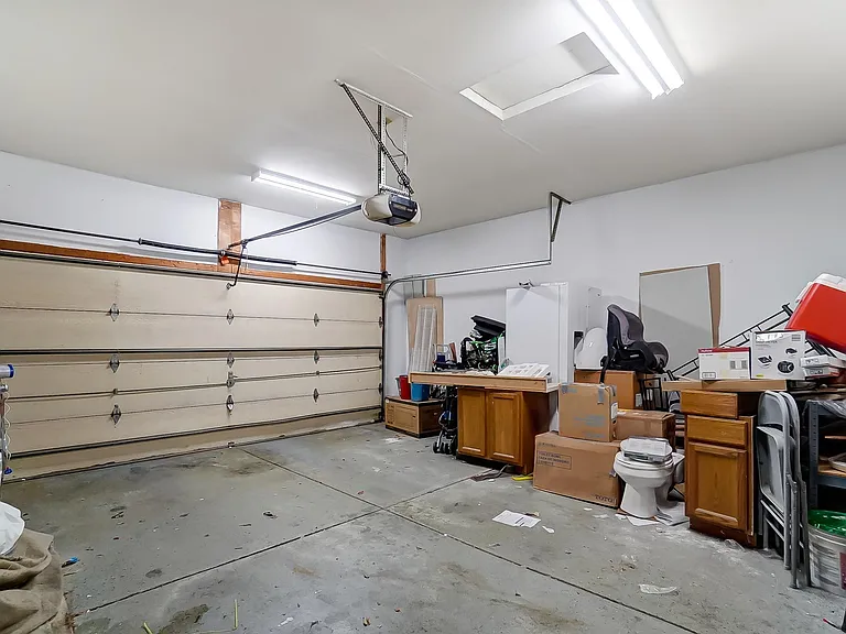 4056 Brookrun Dr — Photo 41