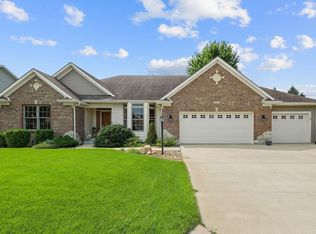 14100 Tenbury Dr, Granger, IN 46530