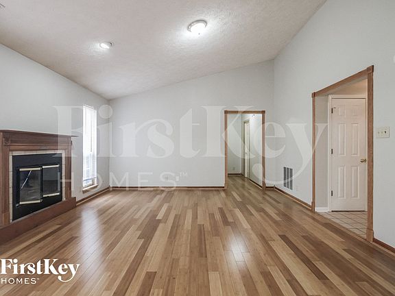 4th image of 3408 Crickwood Dr