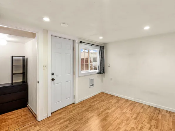 56 Neptune St #D2, San Francisco, CA 94124