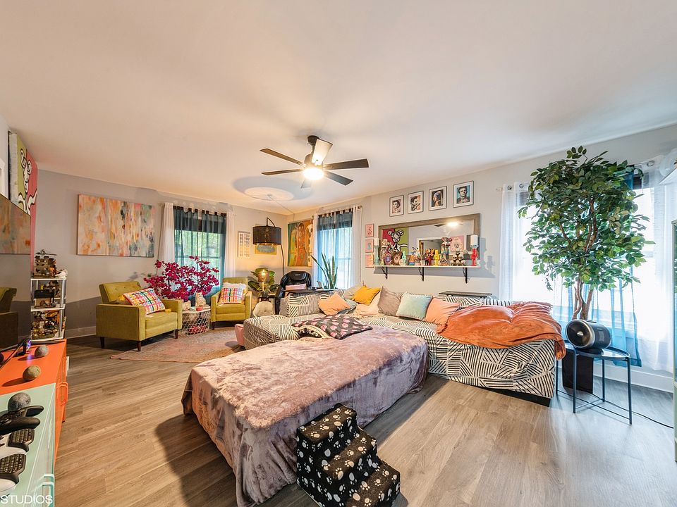 619 S 4th St, Hoopeston, IL 60942 MLS 11875554 Zillow