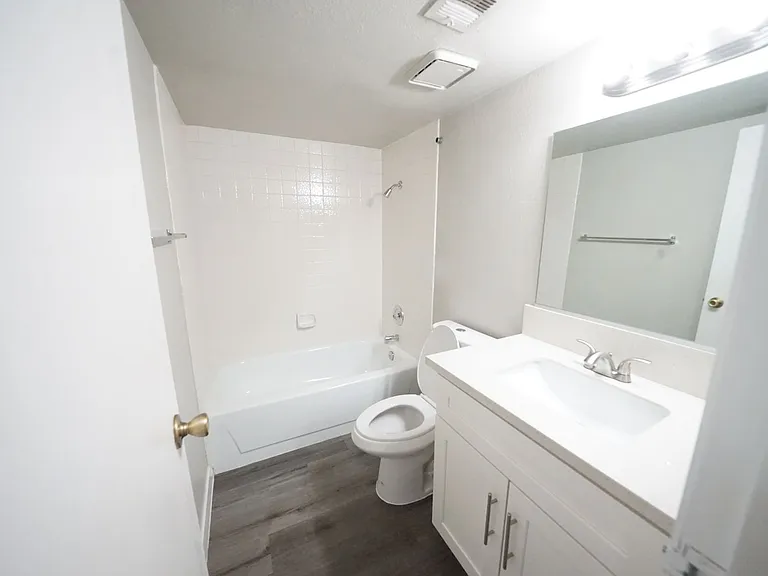 601 Cabrillo Circle 1 #103-179 — Photo 15