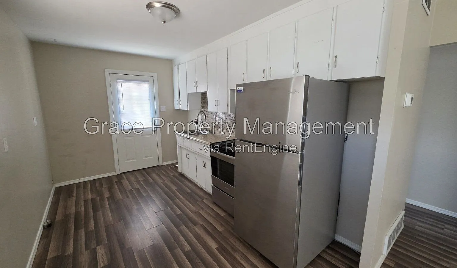 3 bed, 1.0 bath, 720 sqft, $1,895 — Photo 3