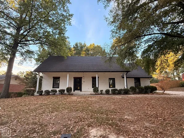909 Pinecrest Dr, Jonesboro, AR 72401