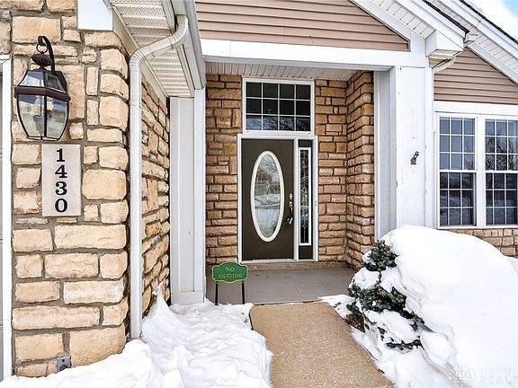 3rd image of 1430 Runnymeade Way