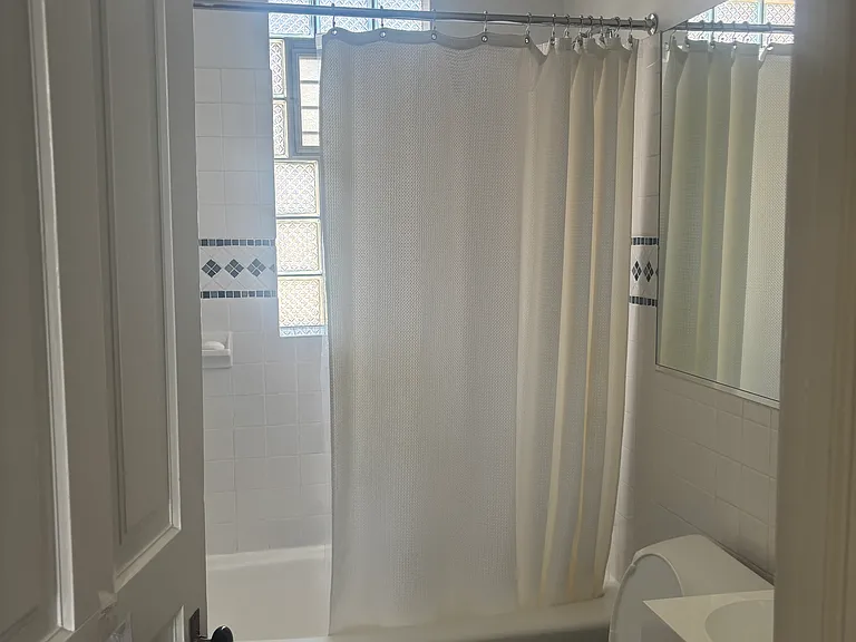 1143 N Damen Ave #3 — Photo 10