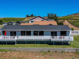 205 Summerset Blvd, Manson, WA 98831