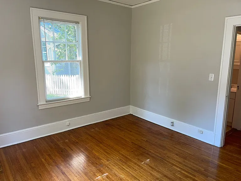 822 E Tremont Ave #1 — Photo 5