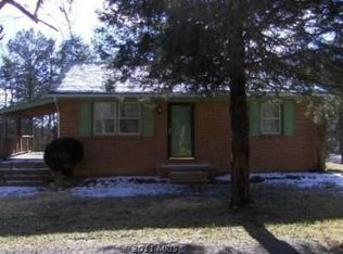 146 Dennis Rd, Castleton, VA 22716