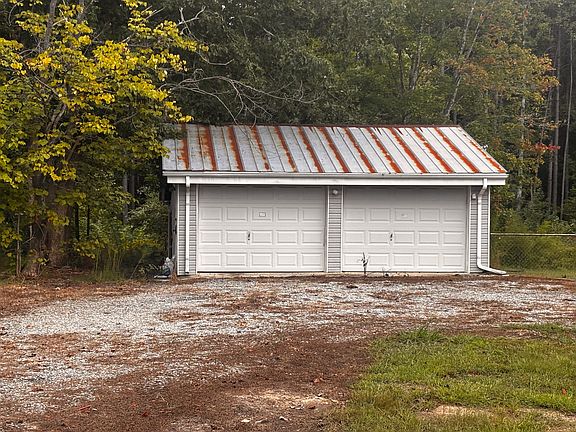2nd image of 167 Pine Crest Dr