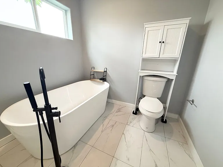 2923 Gerritt St — Photo 14