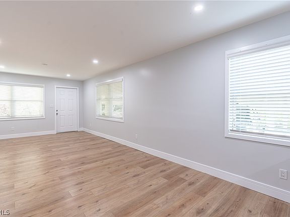 5th image of 1100 8th Ave S APT 105A