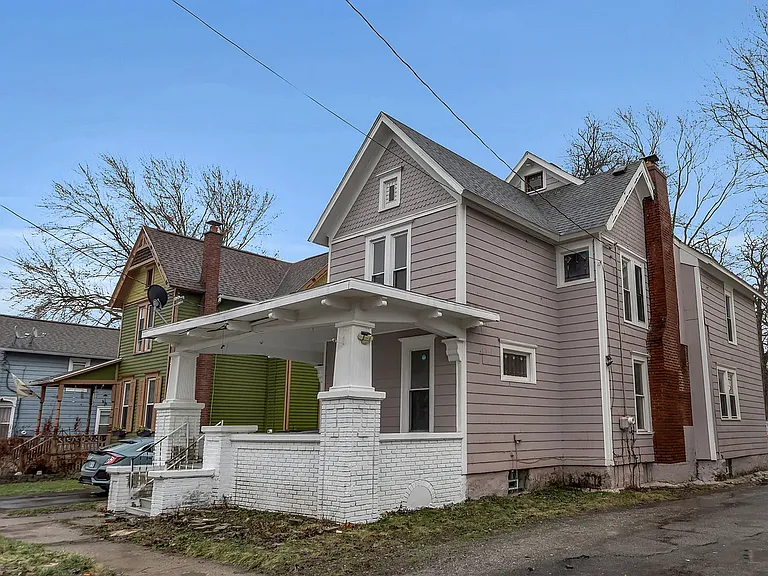 147 Grand St — Photo 6