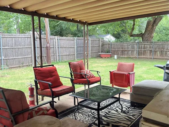 1515 Lindale Cir, Norman, OK 73069