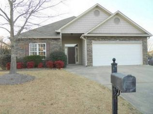 142 Heather Ln, Pelham, AL 35124