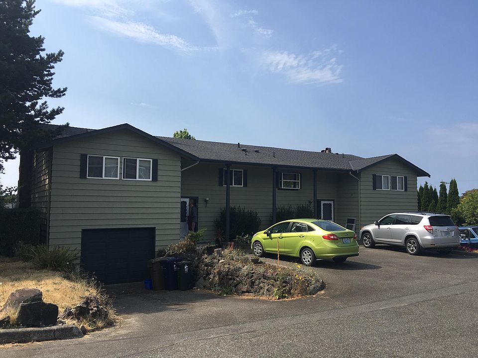 Left/South side of duplex for rent