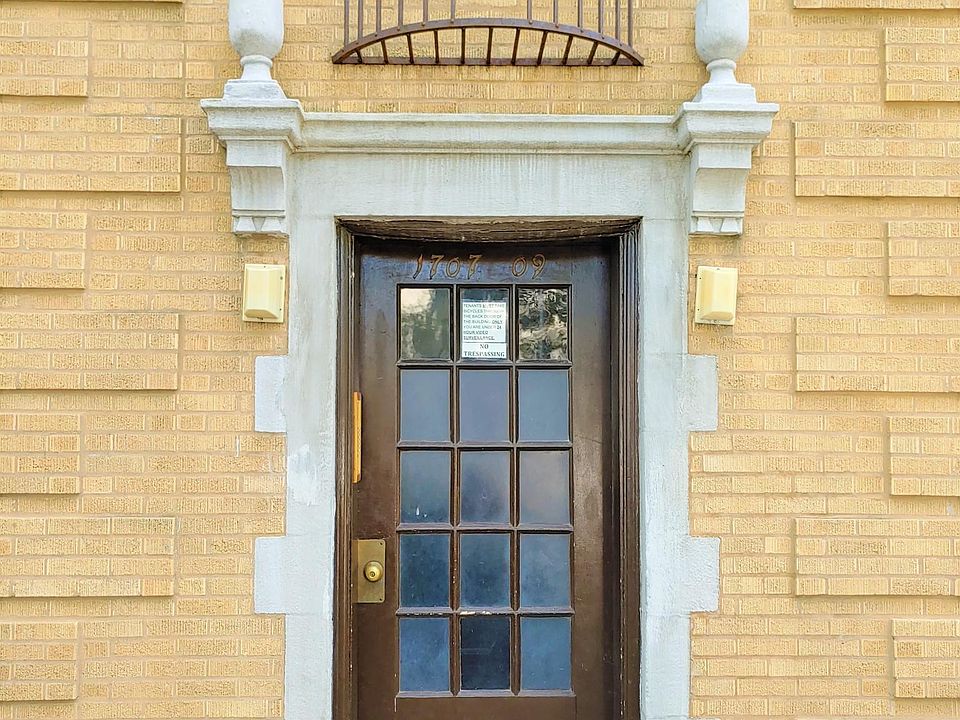1st image of 1707 W North Shore Ave