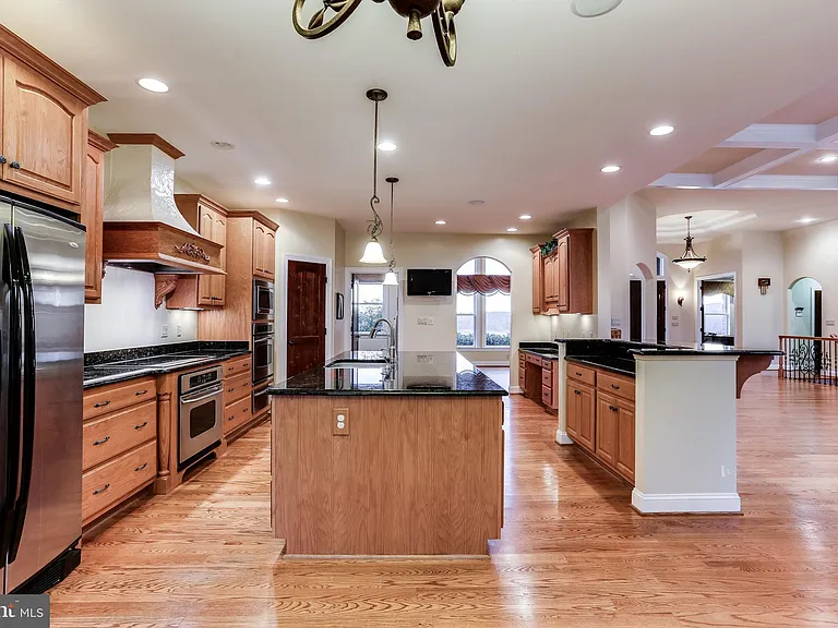 4410 Tuscarora Rd — Photo 16