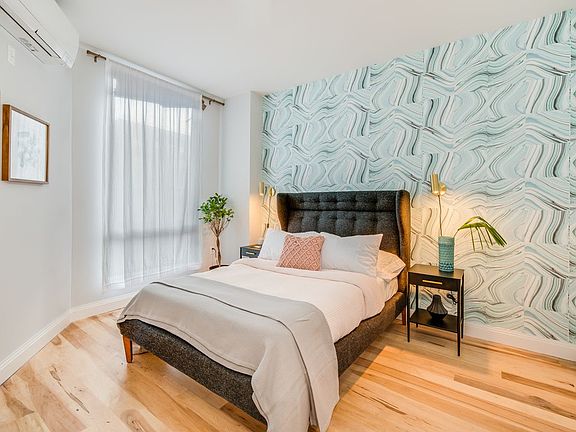 3rd image of 564 Saint Johns Pl APT 215