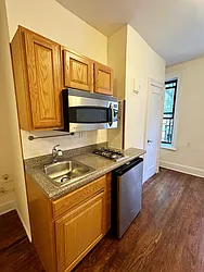 Rented by City Connections Realty
