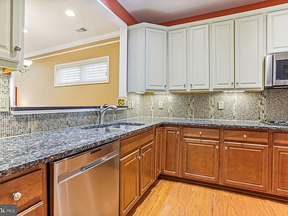 4th image of 8891 White Orchid Pl
