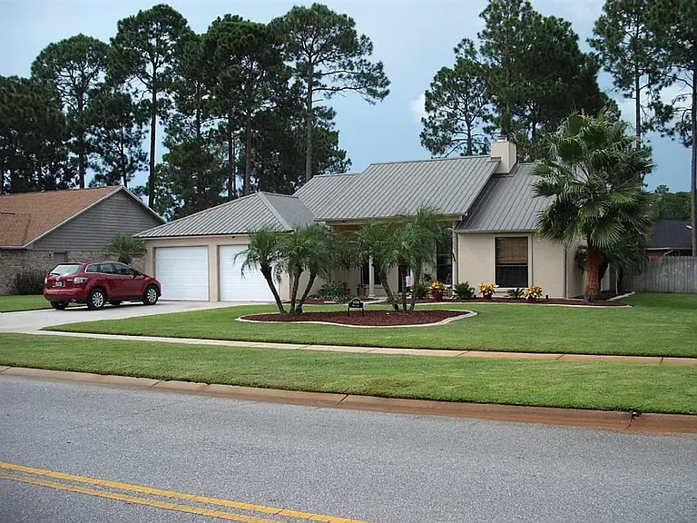 604 Mallory Dr — Photo 19