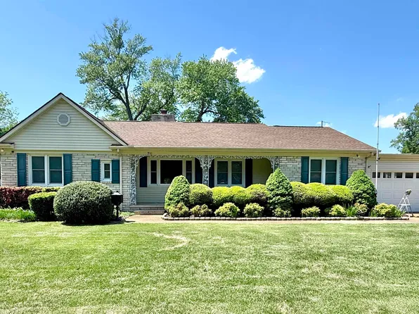 711 Woodlawn St, Union City, TN 38261