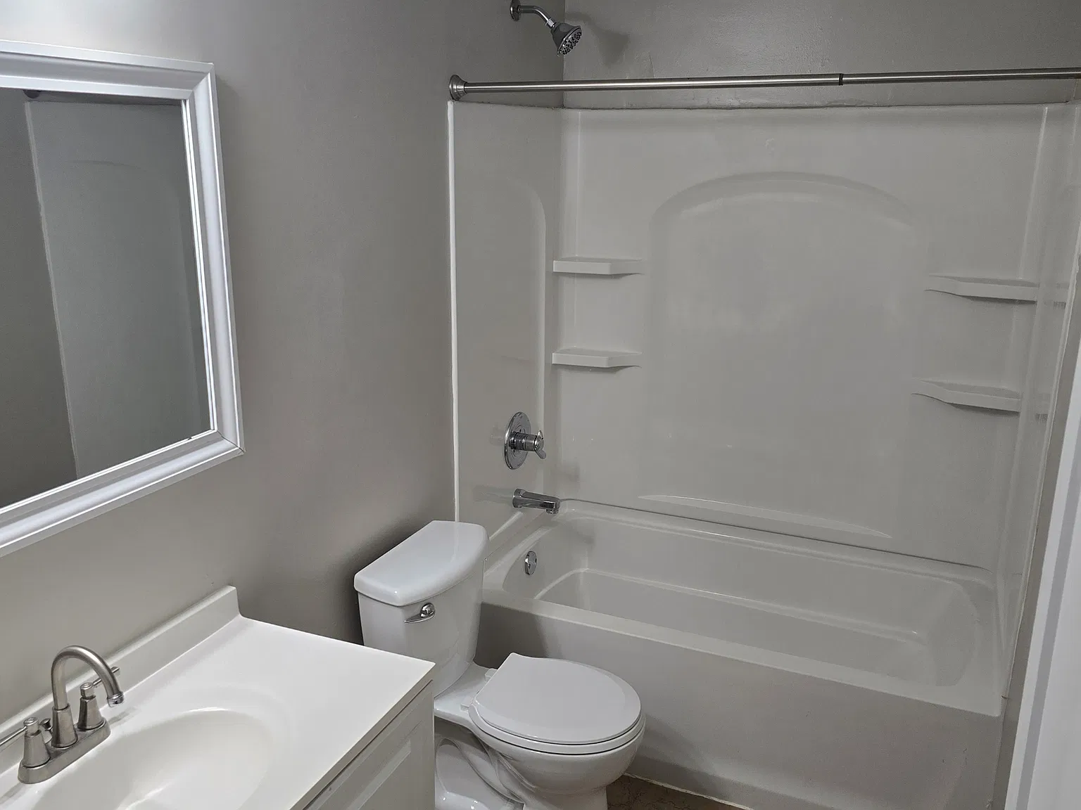 1562 Motor Avenue - 5 — Photo 3